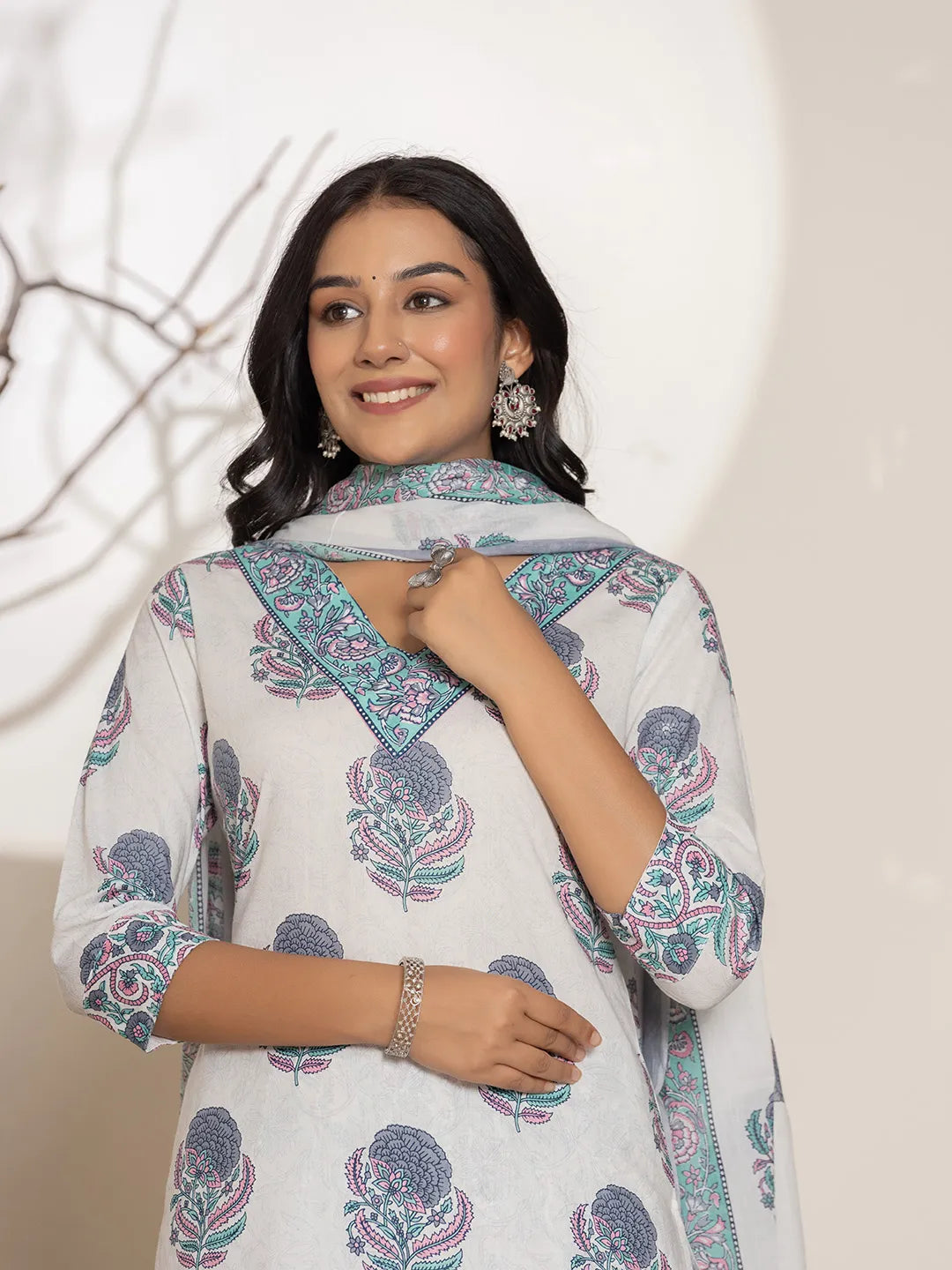 Yufta Blue & White Floral Print Cotton Straight Kurta Dupatta Set