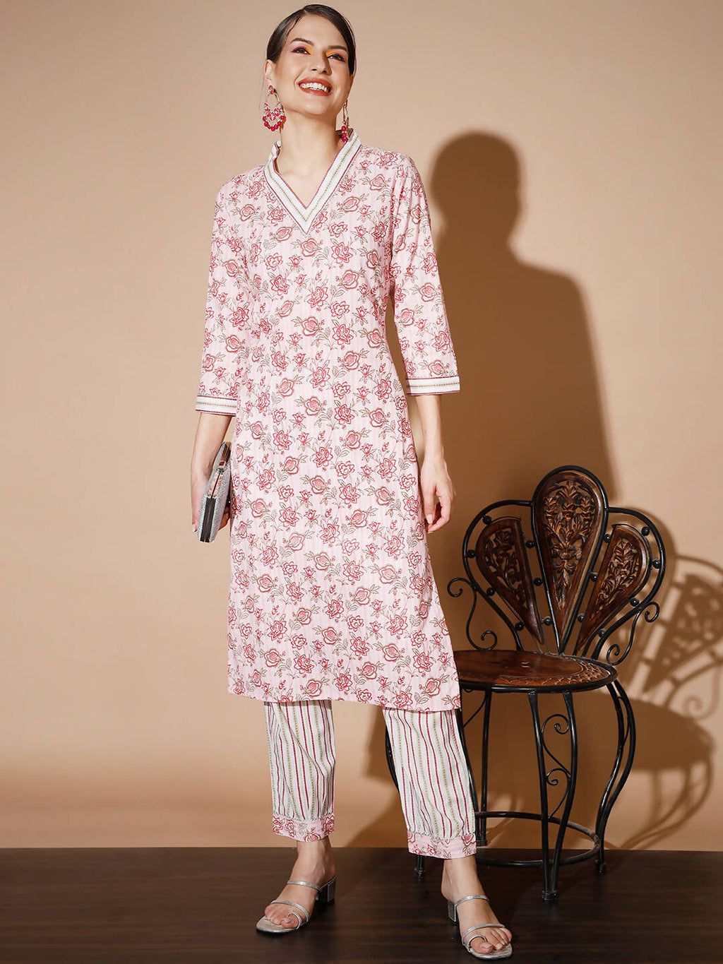 Myshka Women Pink Floral Kurta & Trousers