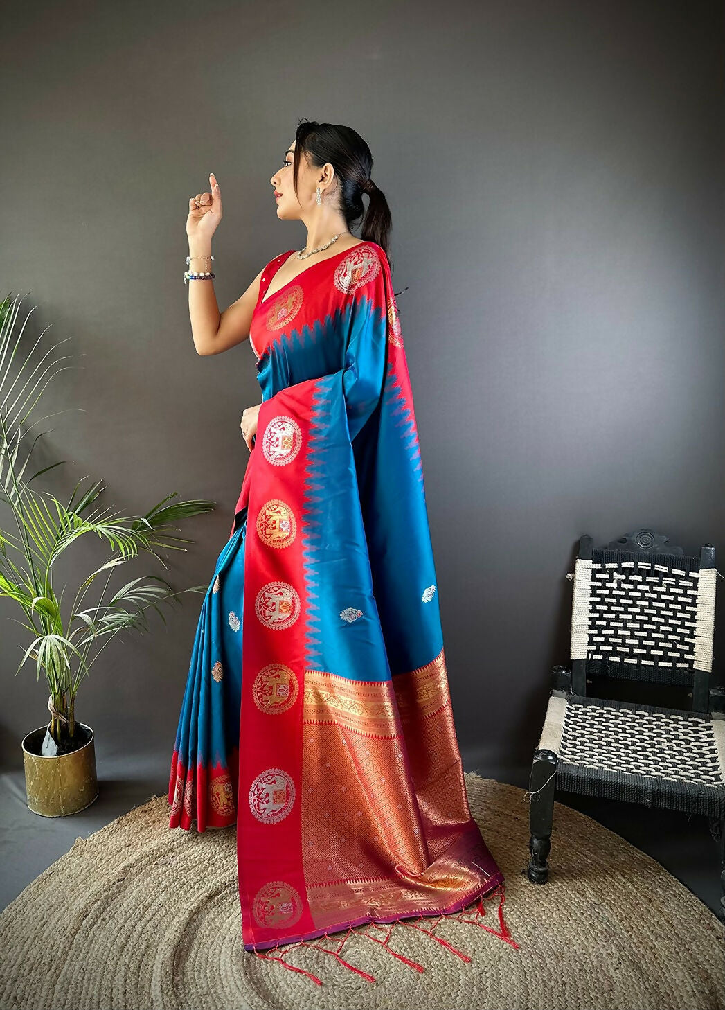 Joban Fashion Red Butti Banarasi Silk Sarees
