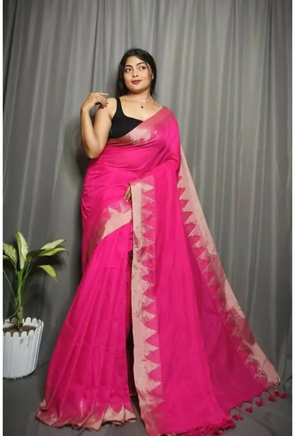 Exclusive Collection Beautiful Pink Pure Cotton Woven Handloom Saree With Running Blouse Piece