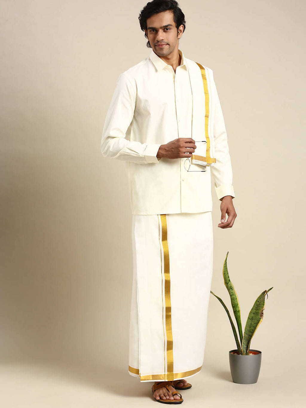 Ramraj Cotton Mens Wedding Cream Regular Dhoti, Shirt & Towel Set Subhakalyan 1/2"