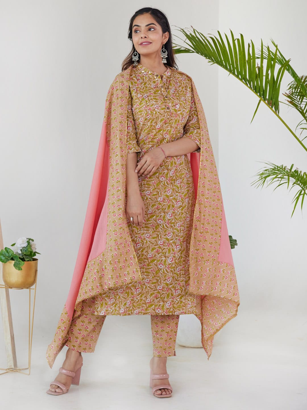 HERE&NOW Women Mustard Yellow Floral Printed Pure Cotton Kurta Set