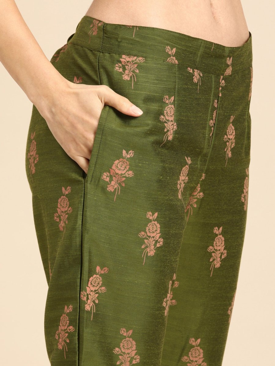 All About You Women Green Floral Print Embroidered Regular Kurta with Trousers