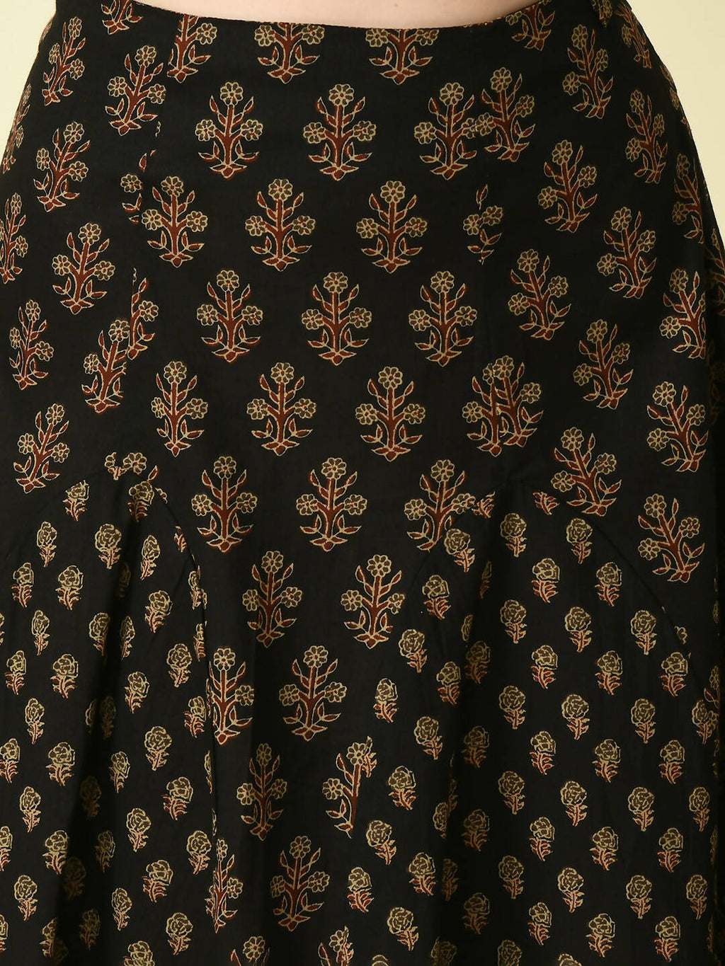 Myshka Women's Black Pure Cotton Printed Flared Skirt
