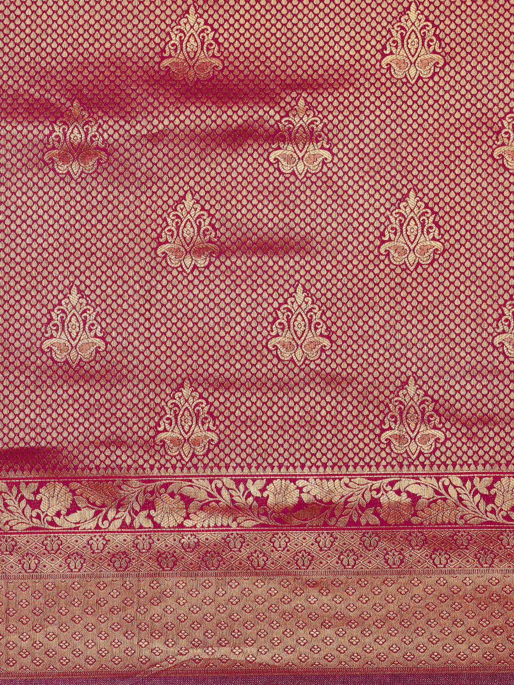 Saree Mall Magenta Ethnic Motifs Zari Silk Blend Banarasi Saree