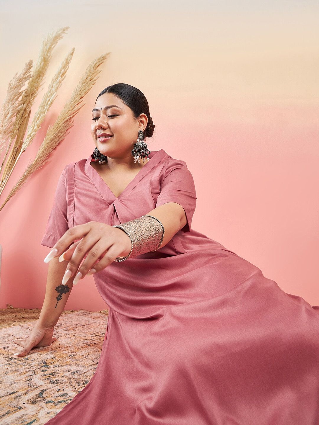 Sztori V-Neck Straight Kurta With Trouser