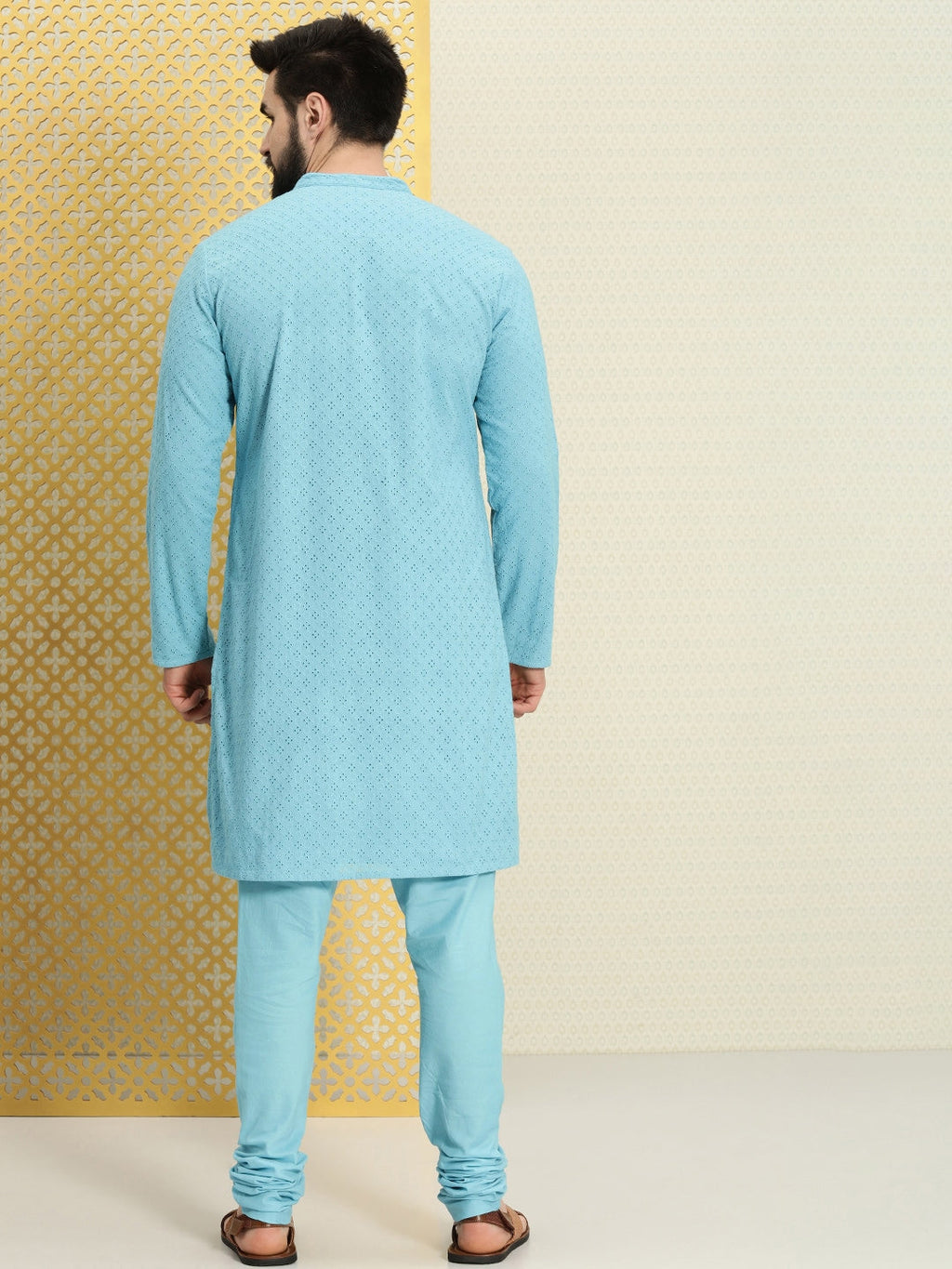 House of Pataudi Men Pure Cotton Schiffli Thread Work Jashn Kurta with Pyjamas