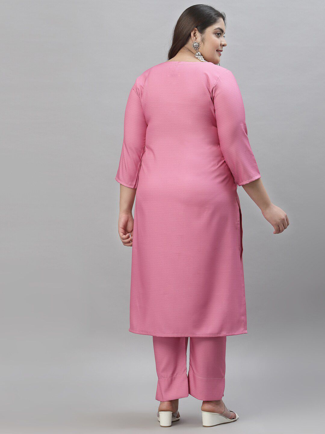 Sztori Plus Size Floral Printed Kurta With Trousers