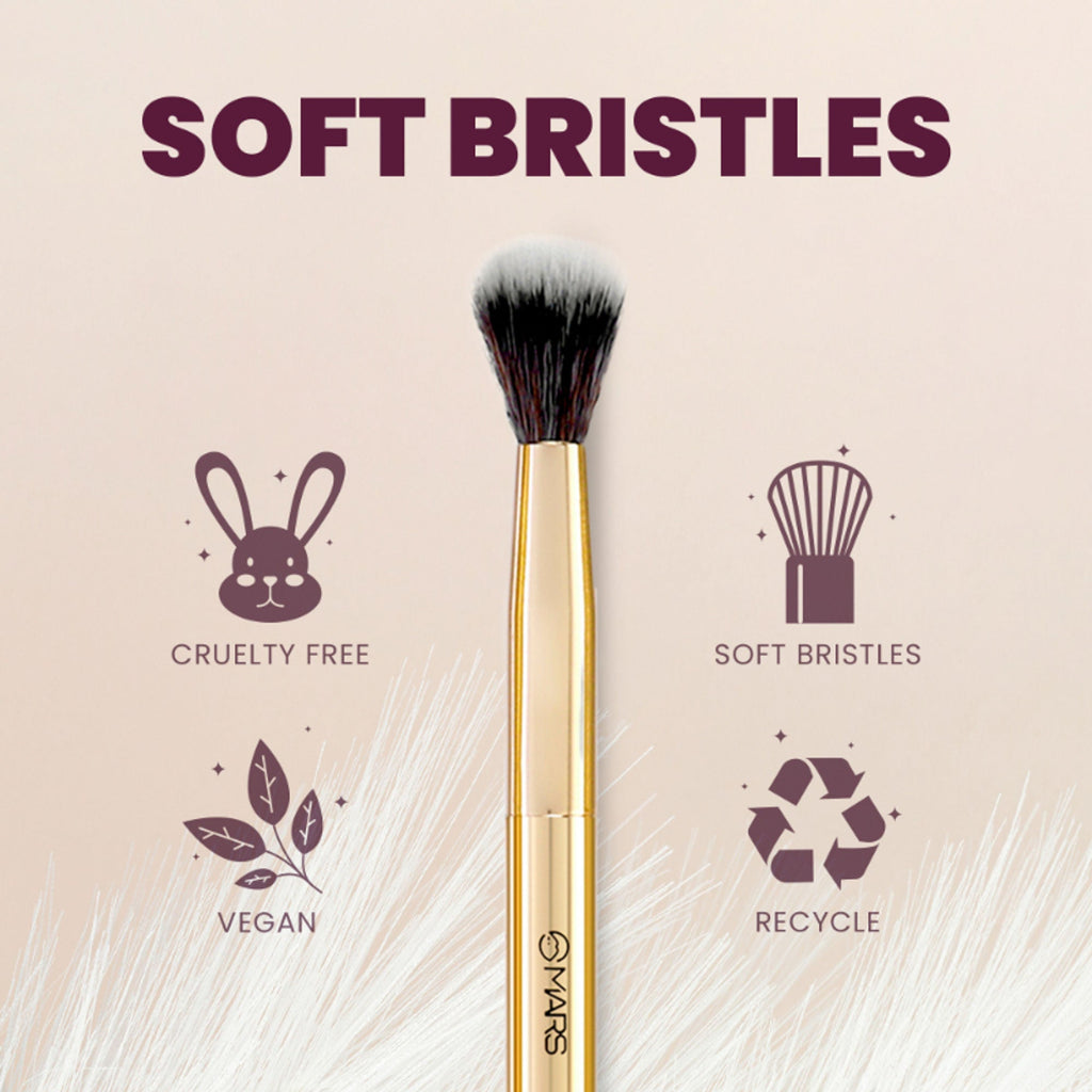 MARS Cosmetics Artist's Arsenal Professional Big Blending Eyeshadow Brush Golden