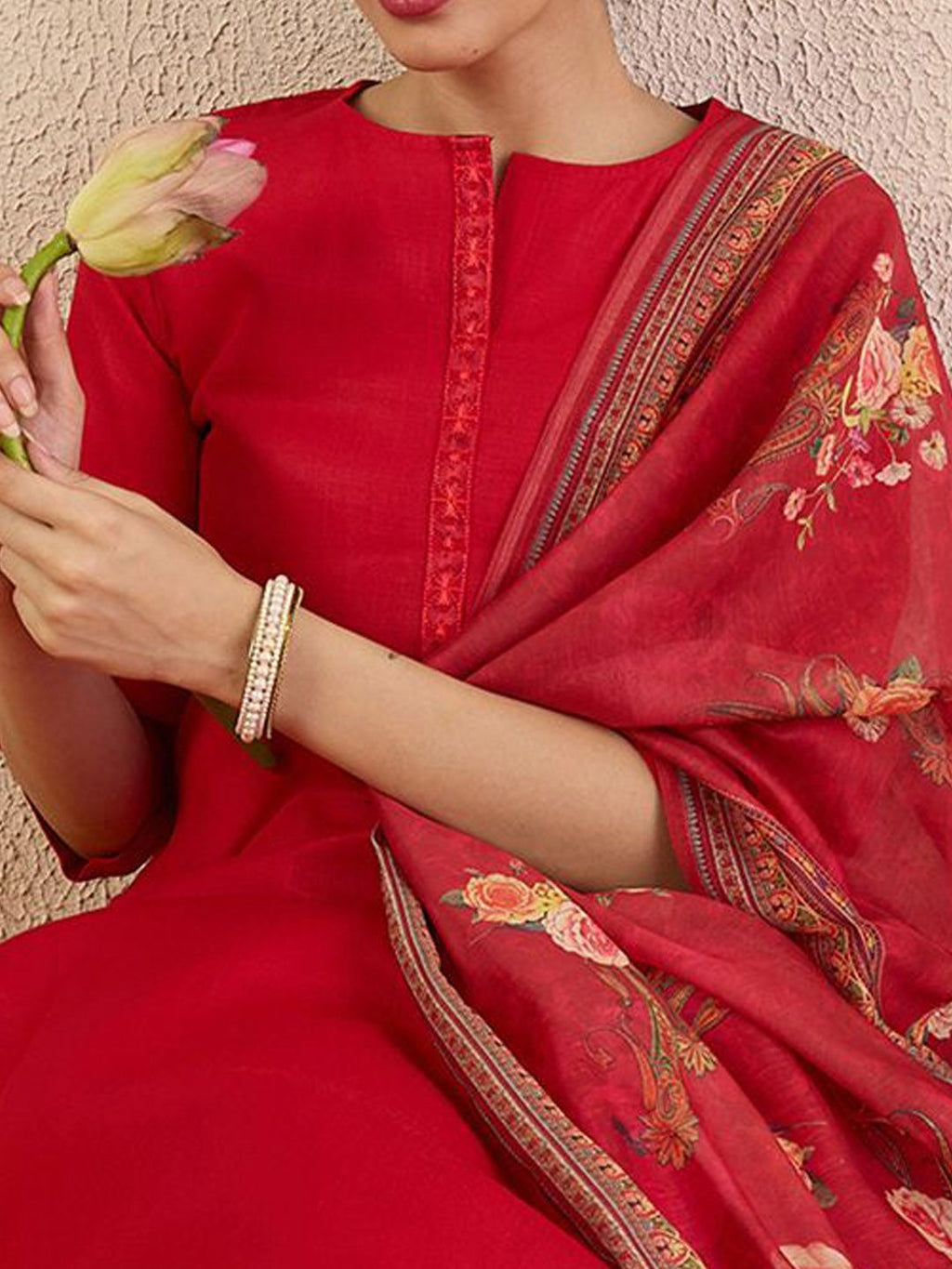 Indo Era Women Solid Kurta with Pyjama & Dupatta