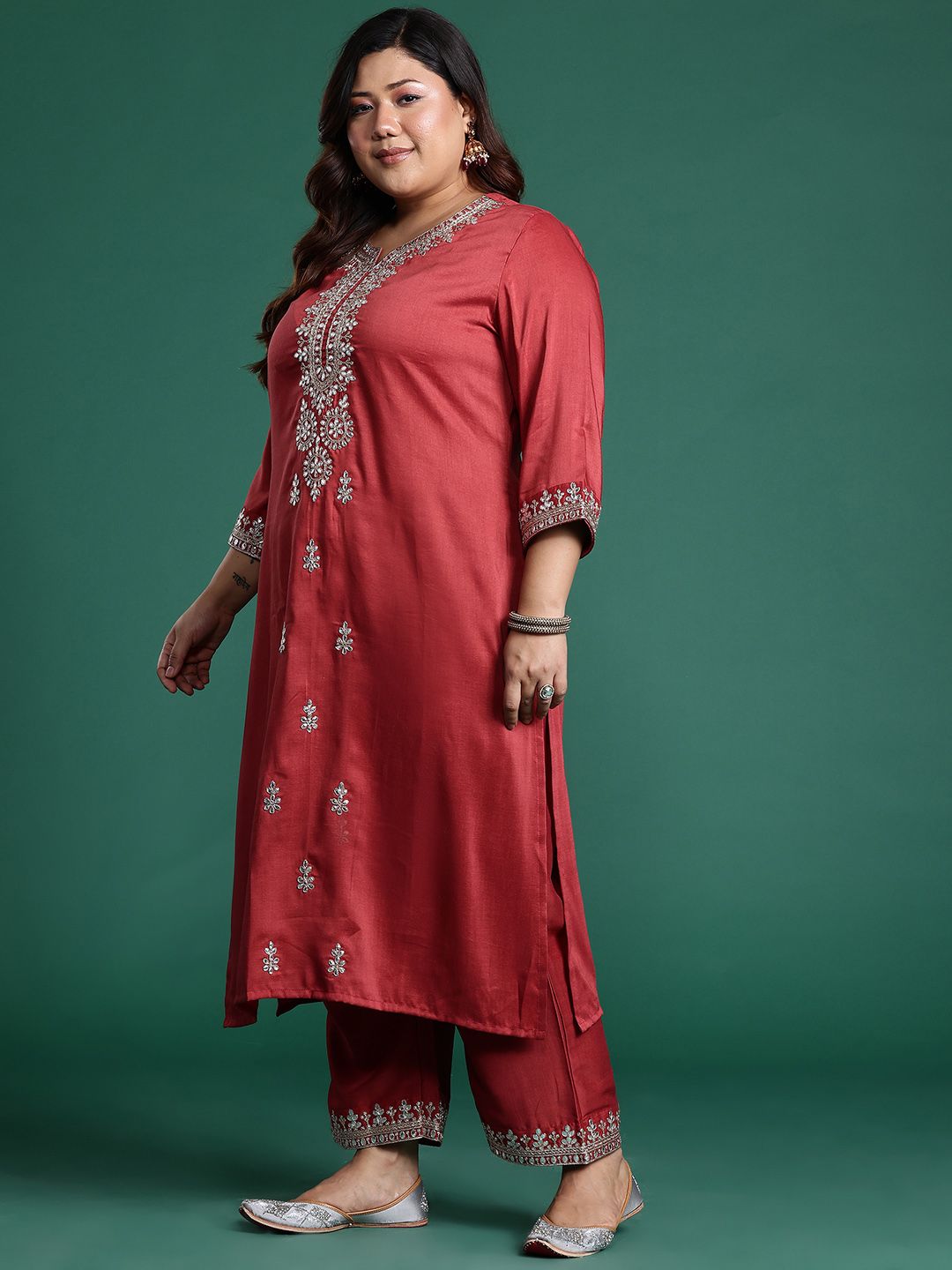 Indo Era Plus Size Ethnic Motifs Embroidered Gotta Patti Kurta Set