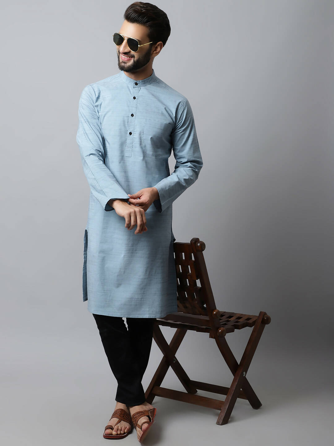 Even Apparels Blue Color Cotton Pure Cotton Men's Kurta With Side Placket (SLD1156)