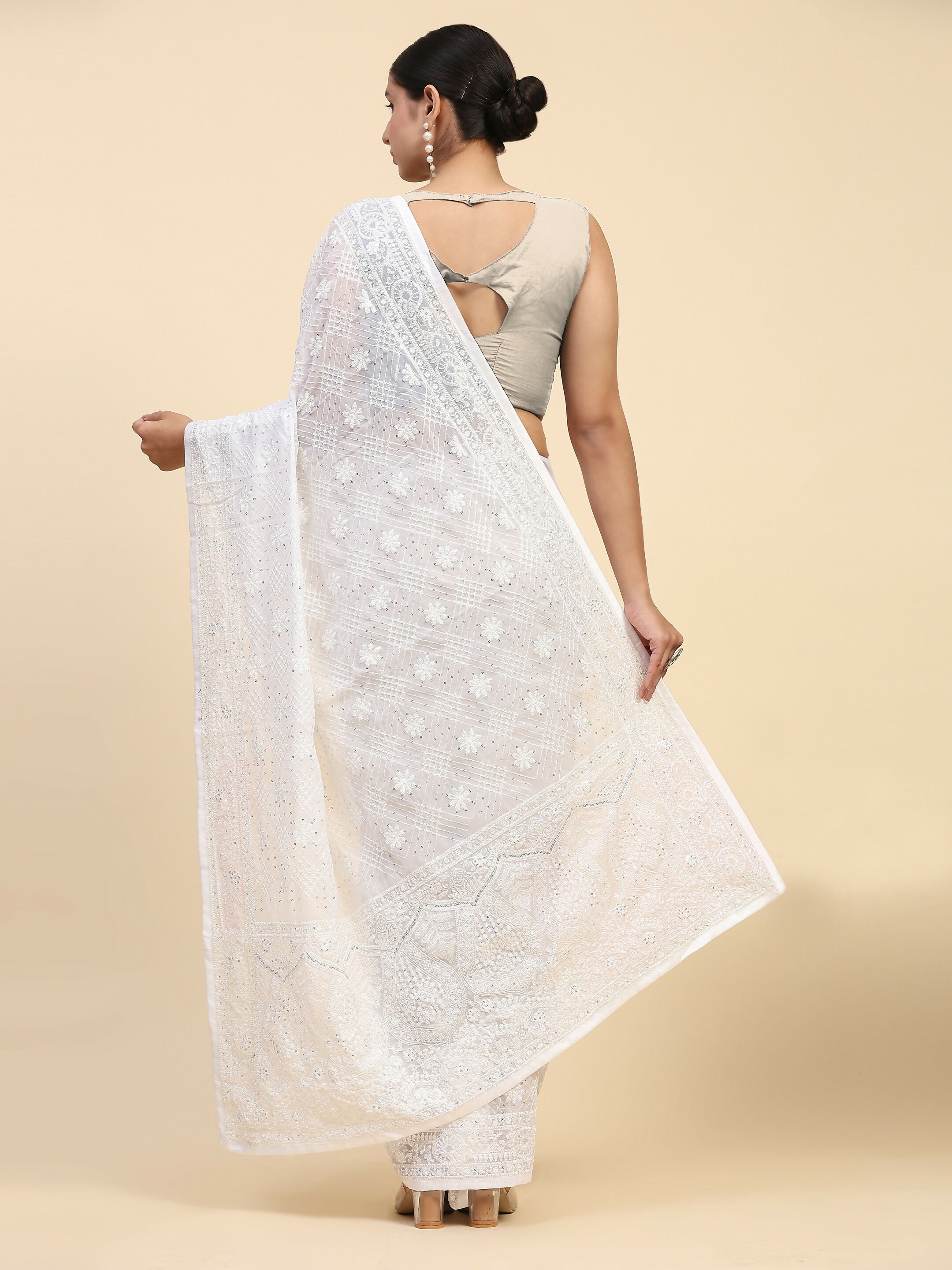 Vamsee Hemangi Georgette Saree