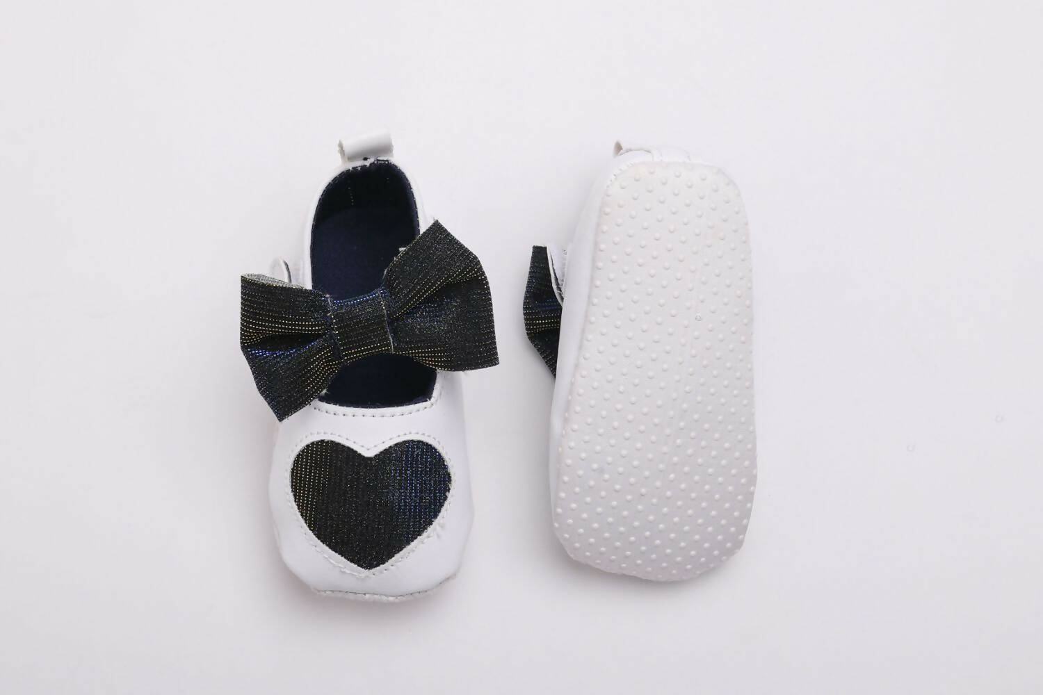 Tiny Bugs Girls Heart Bow Detailing Booties - White & Black