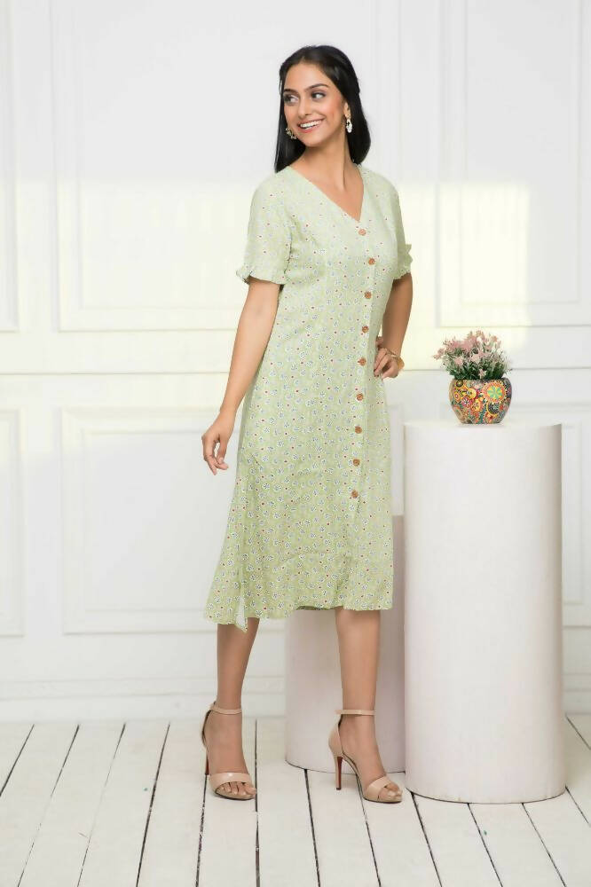 Myshka Women Ethnic Motifs Rayon A-Line V-Neck Green Dress