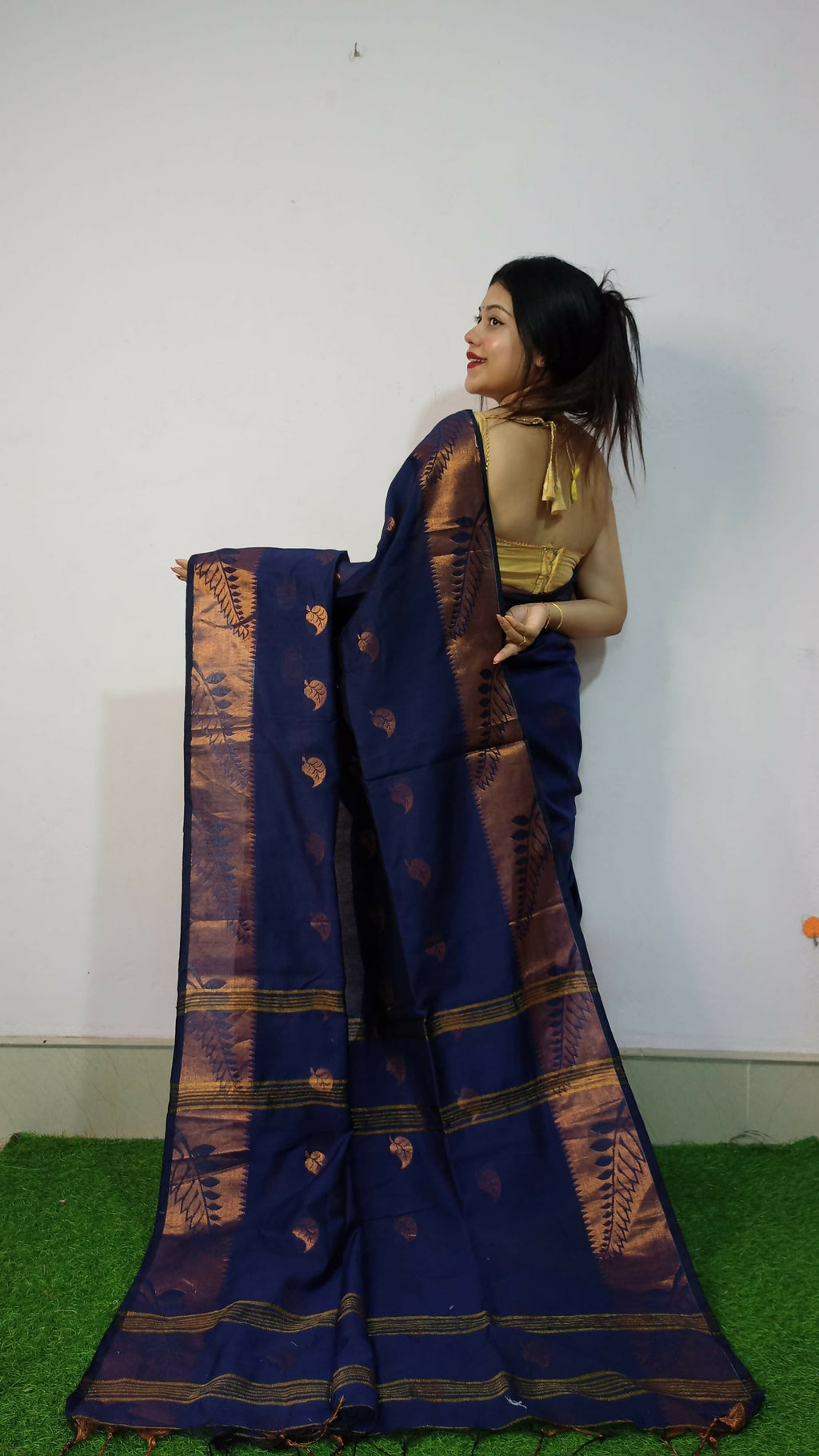 Exclusive Collection Beautiful Navy Blue Cotton Silk Woven Handloom Saree With Running Blouse Piece