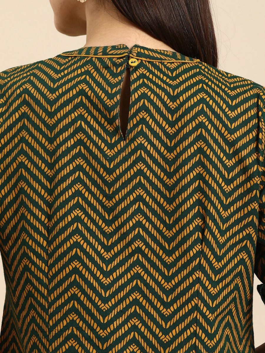 All About You Women Green & Yellow Floral Embroidered Thread Work Pure Cotton Kurta