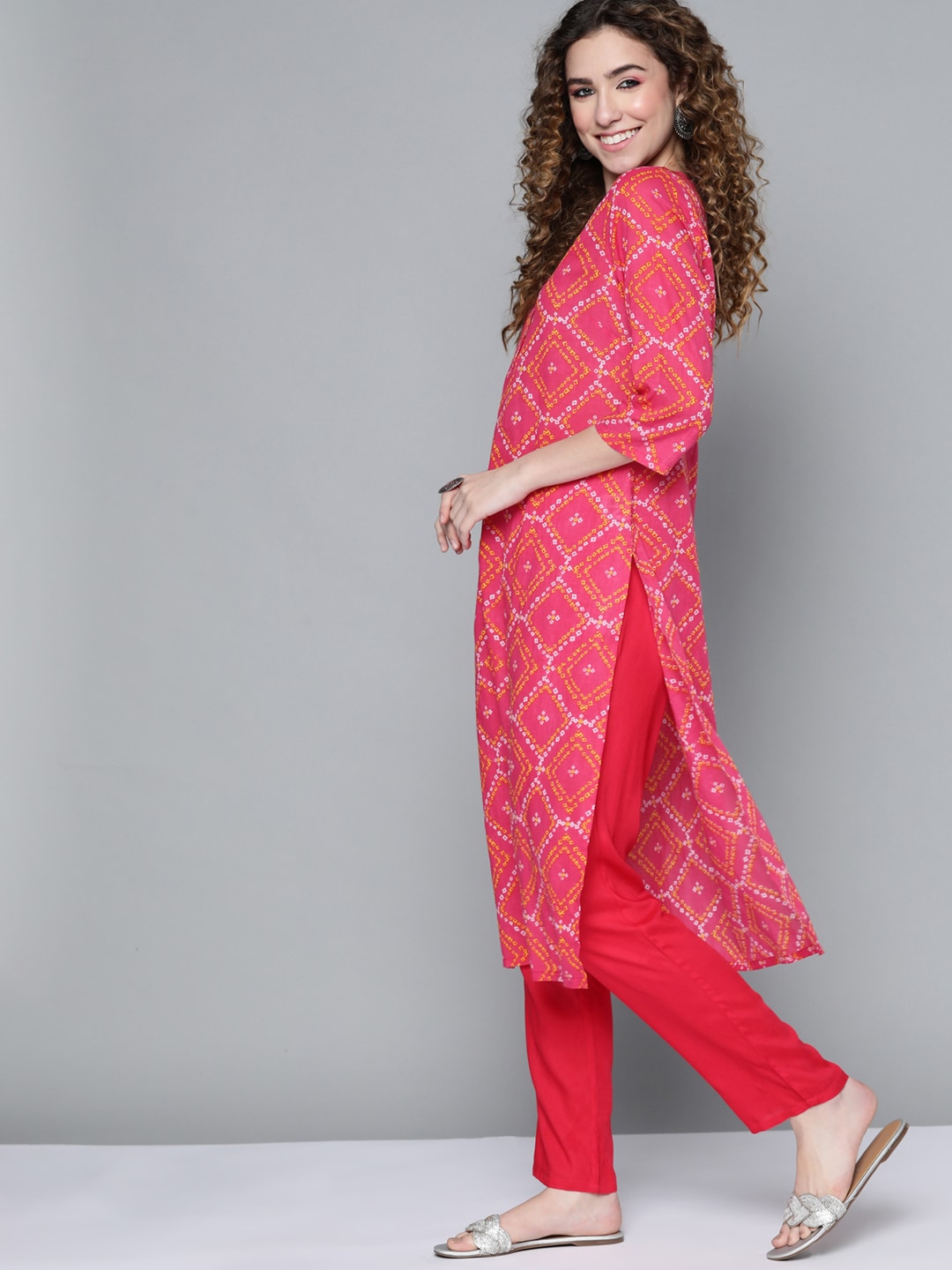 HERE&NOW Women Pink & White Bandhani Printed Kurta