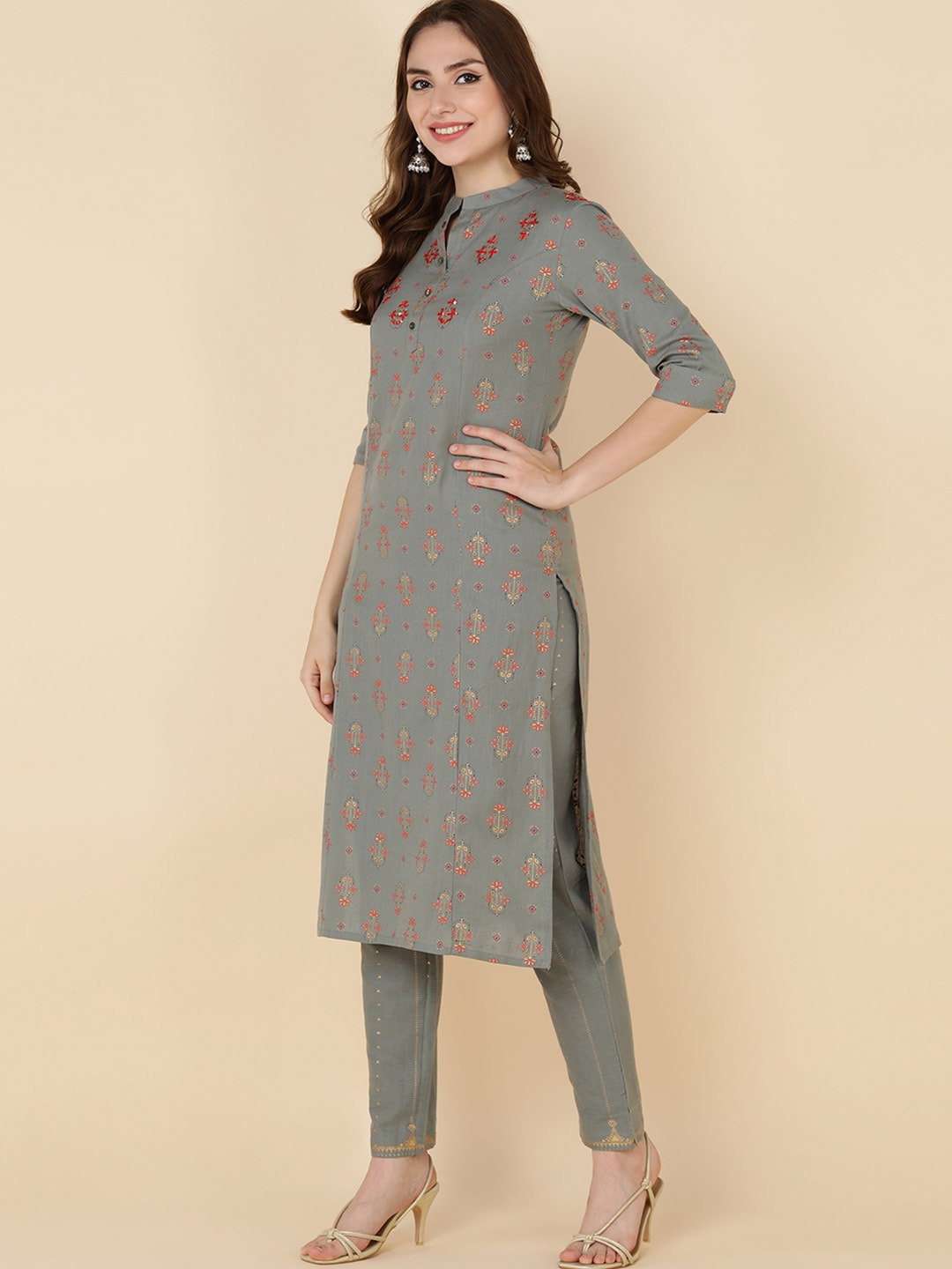 HERE&NOW Women Grey Ethnic Motifs Printed Gotta Patti Kurta with Trouser & Dupatta