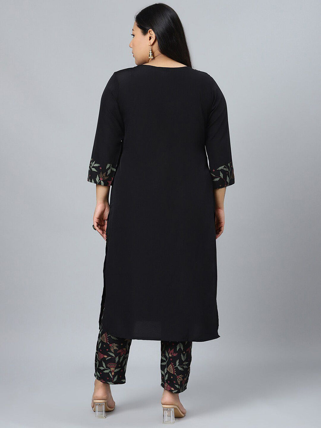 Sztori Floral Printed Round Neck Straight Kurta with Pant
