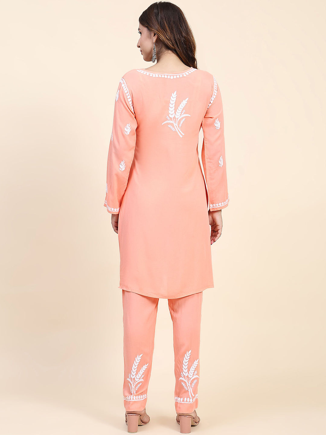 HOUSE OF KARI Floral Embroidered Chikankari Pure Cotton Kurta with Trousers