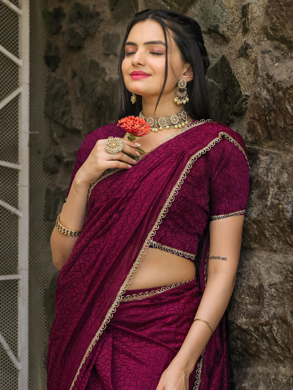Tikhi Imli Abstract Printed Ready to Wear Saree