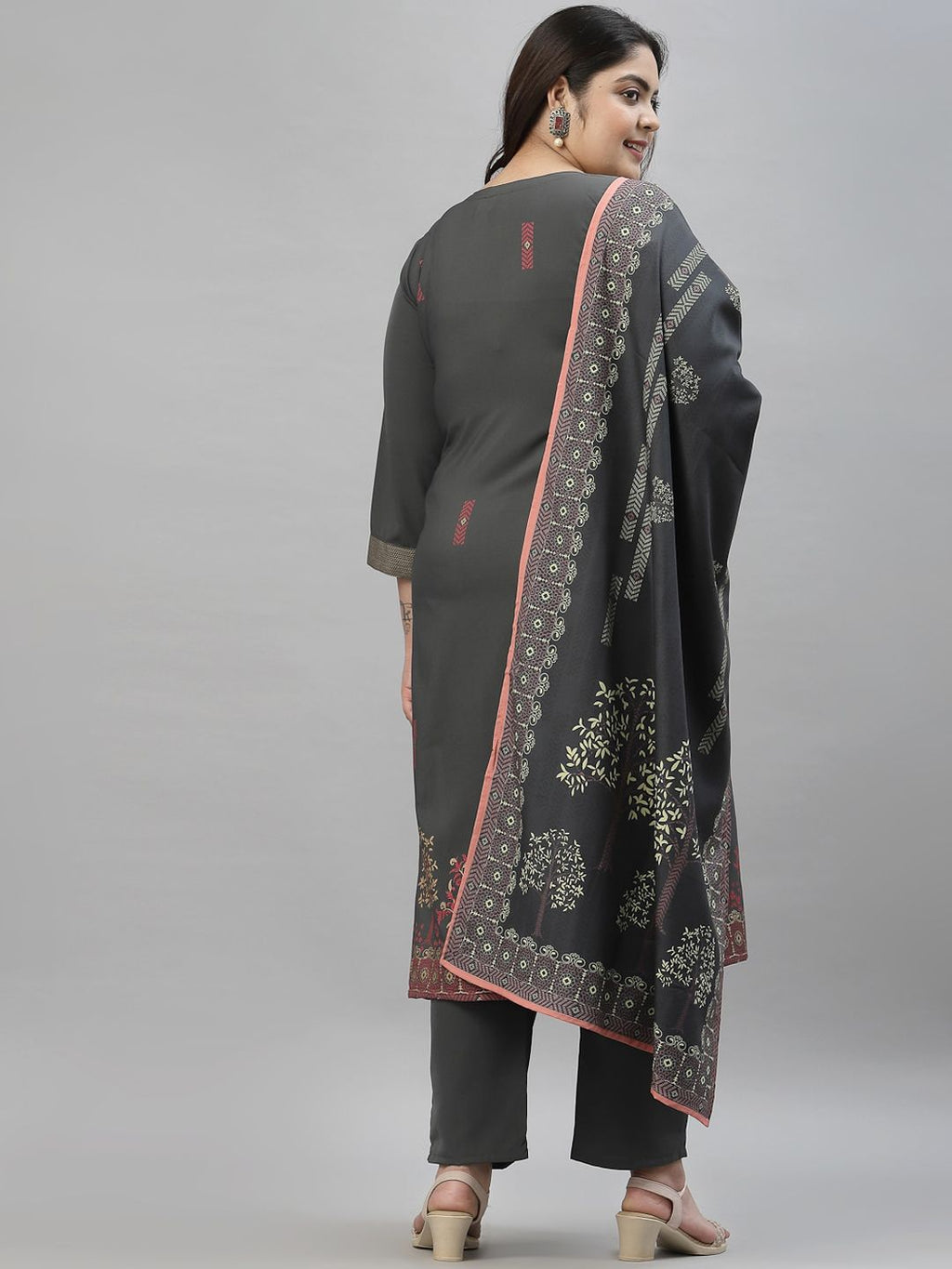 Sztori Plus Size Ethnic Motifs Printed Kurta With Trousers & Dupatta