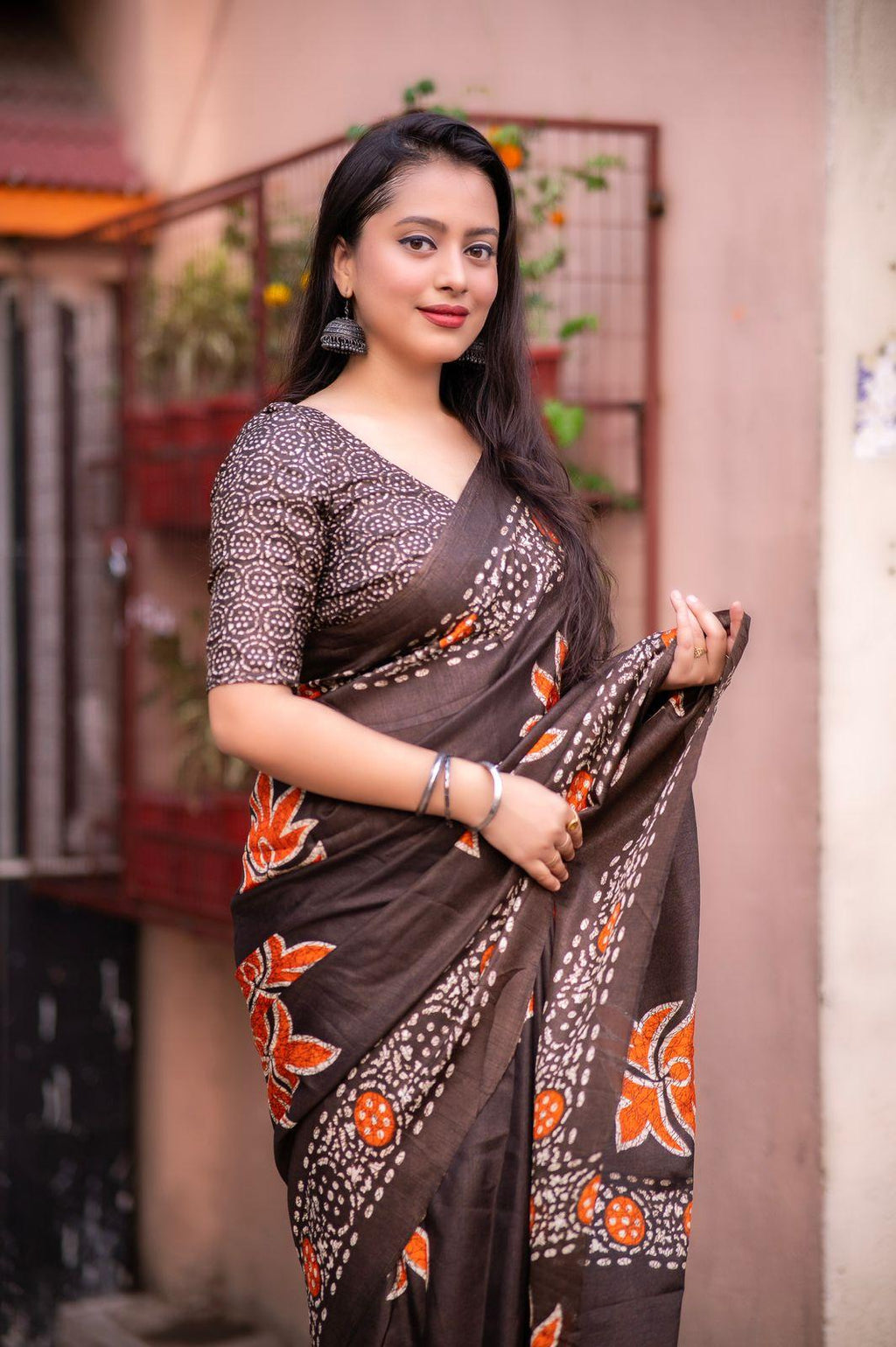 Coffee Silk Blend Ethnic Motifs Saree with Unstitched Blouse - A2M