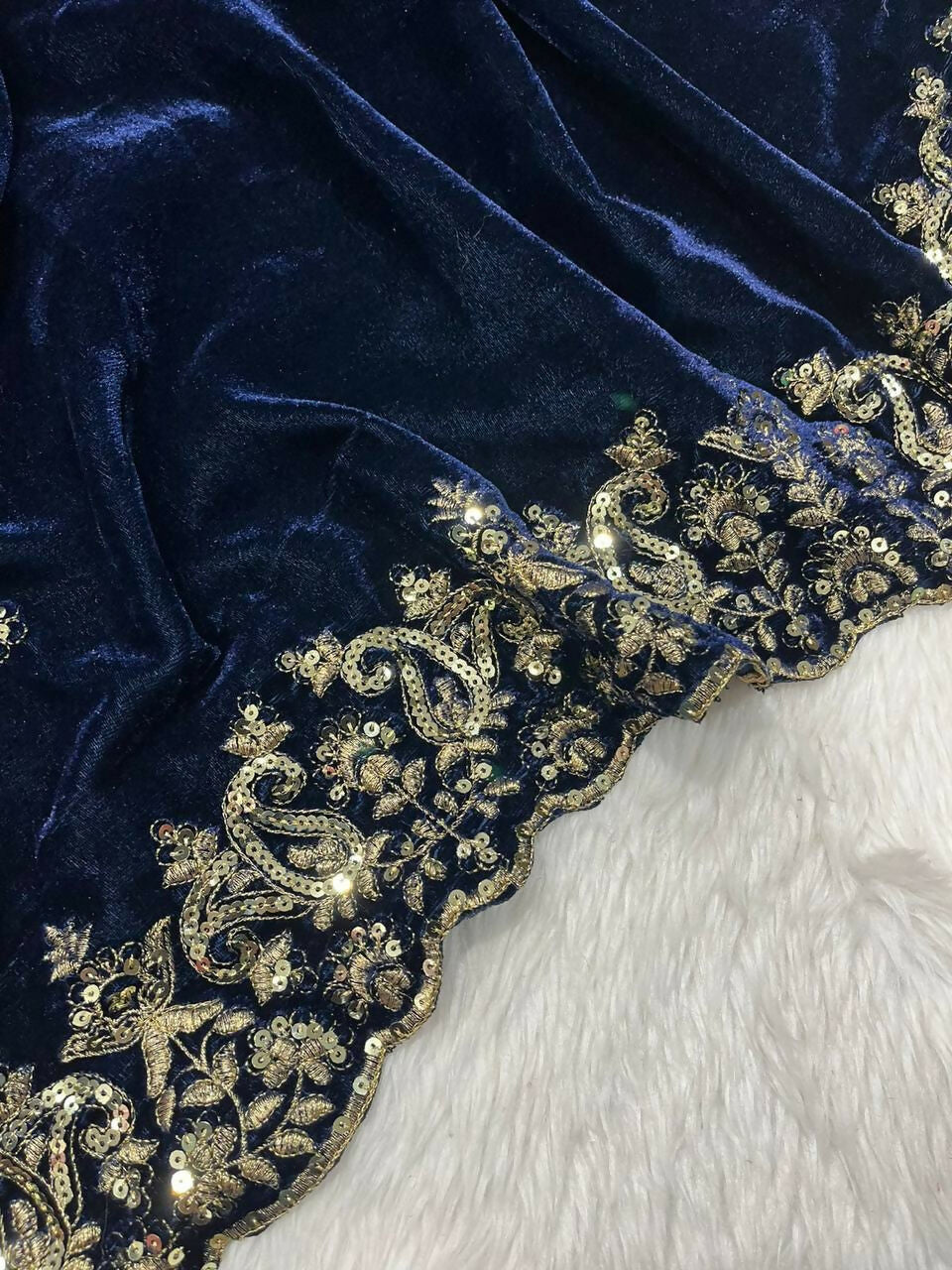 Vastranavya Designer Velvet Sequence & Zari Thread Embroidery work with border and Cutwork Saree - Navy Blue