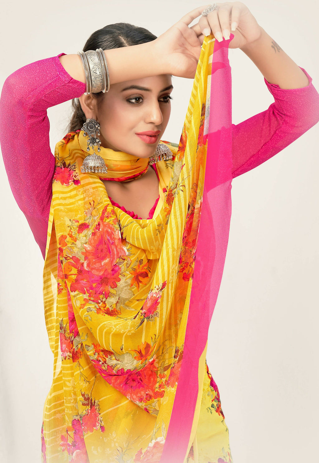 Yellow Georgette Floral Printed Saree With Unstitched Blouse Piece - Jyoti