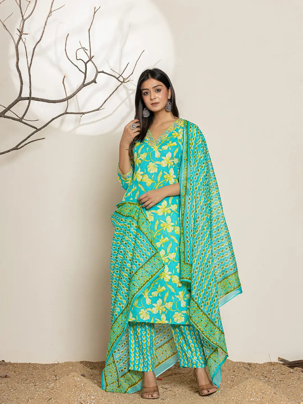 Yufta Cotton Green Kurta Dupatta Pant Set