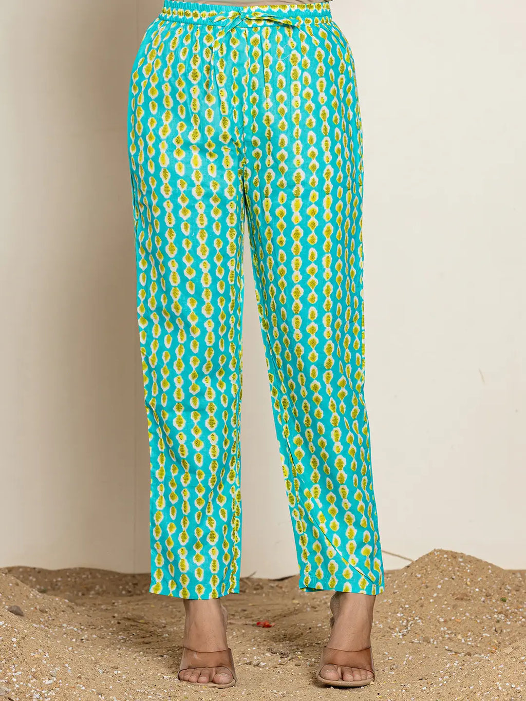 Yufta Cotton Green Kurta Dupatta Pant Set