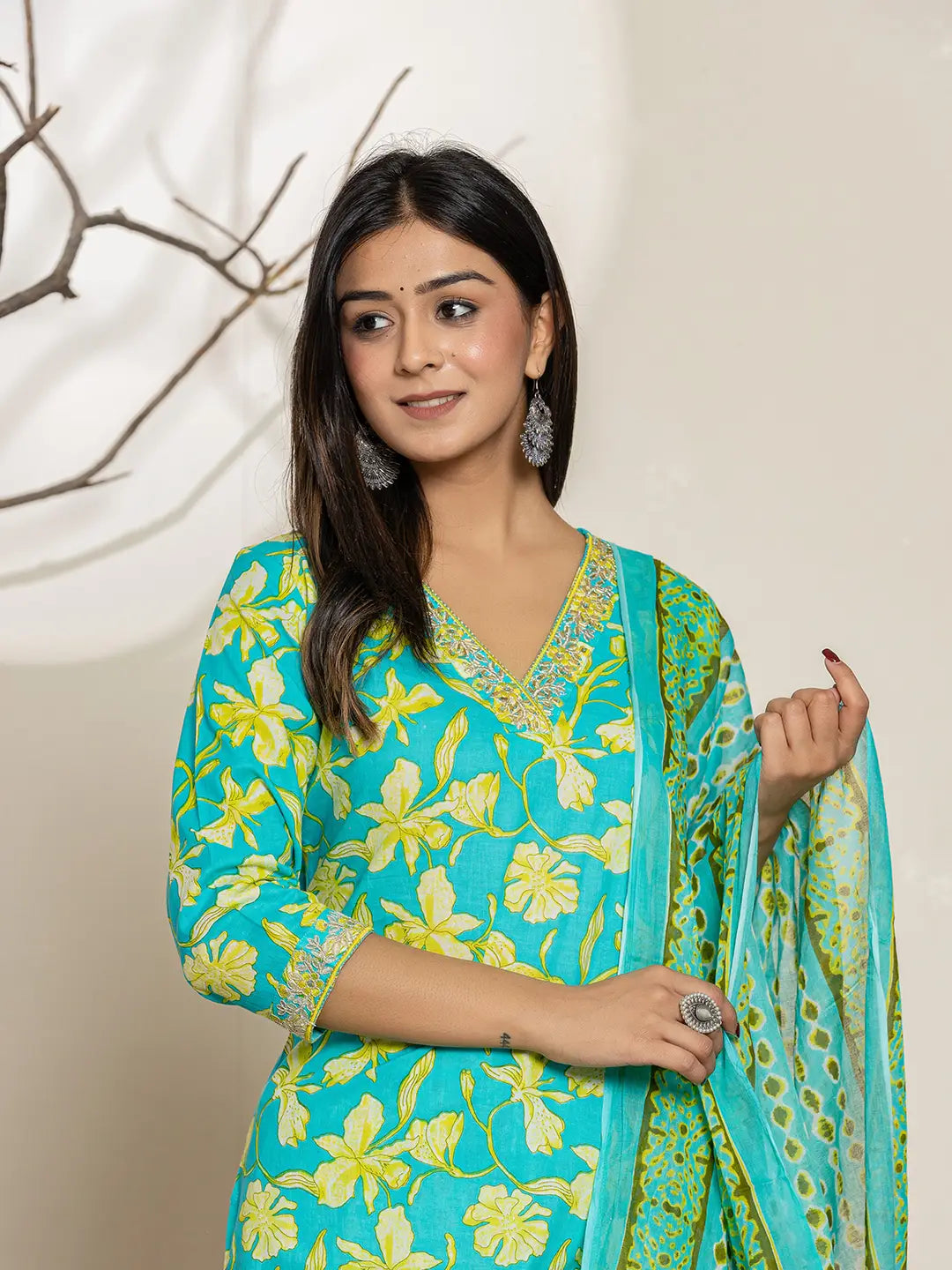 Yufta Cotton Green Kurta Dupatta Pant Set