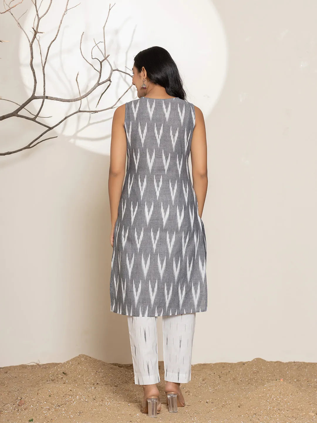 Yufta Cotton Grey Ikat Print Kurta Dupatta Set