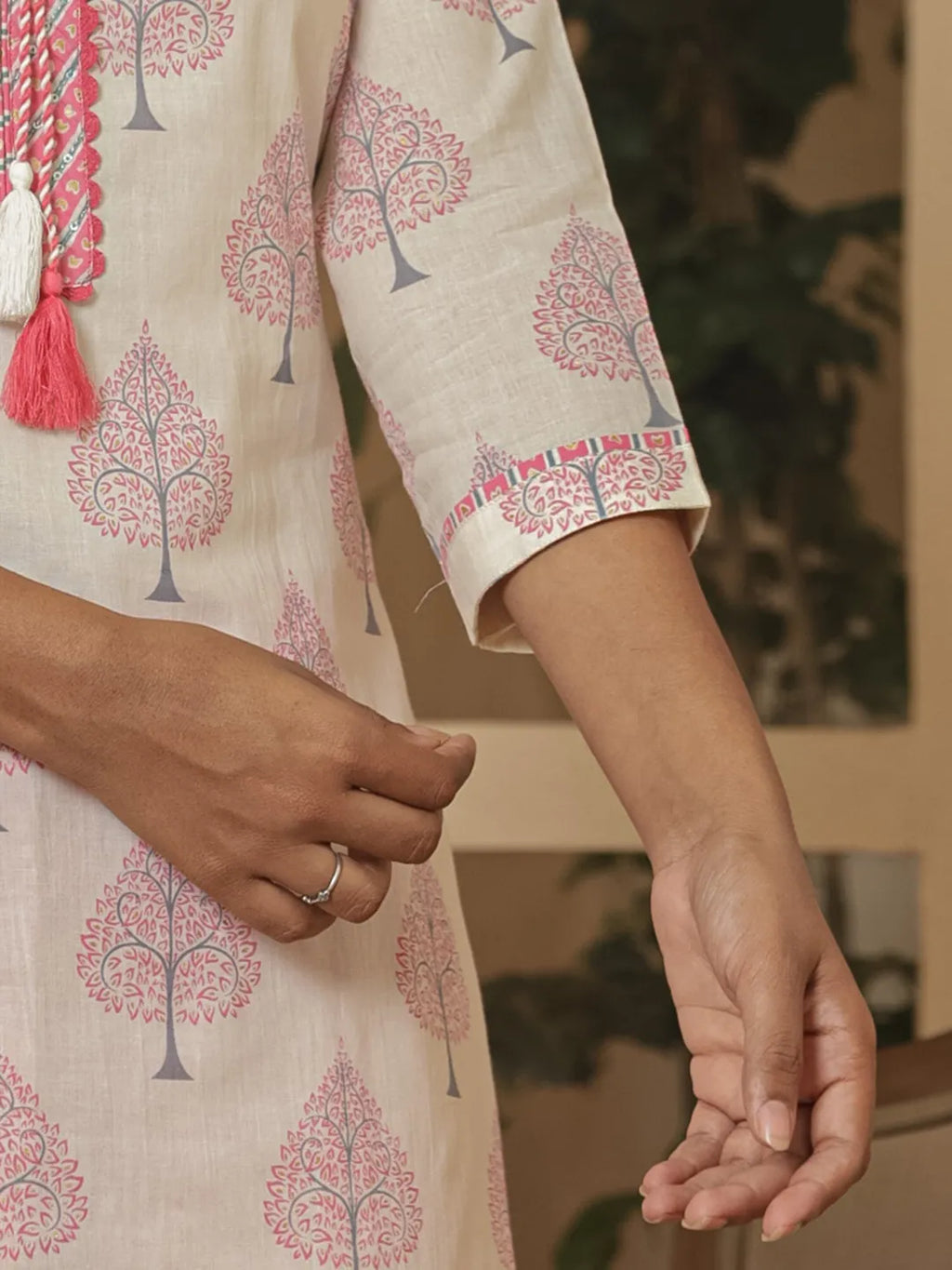 Yufta Cotton Pink And White Kurta Dupatta Set