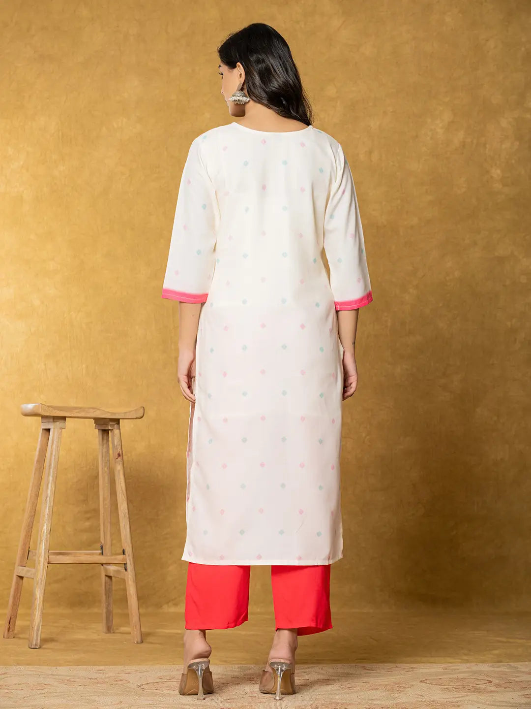 Yufta Cream Linen Floral Kurta Dupatta Pant Set