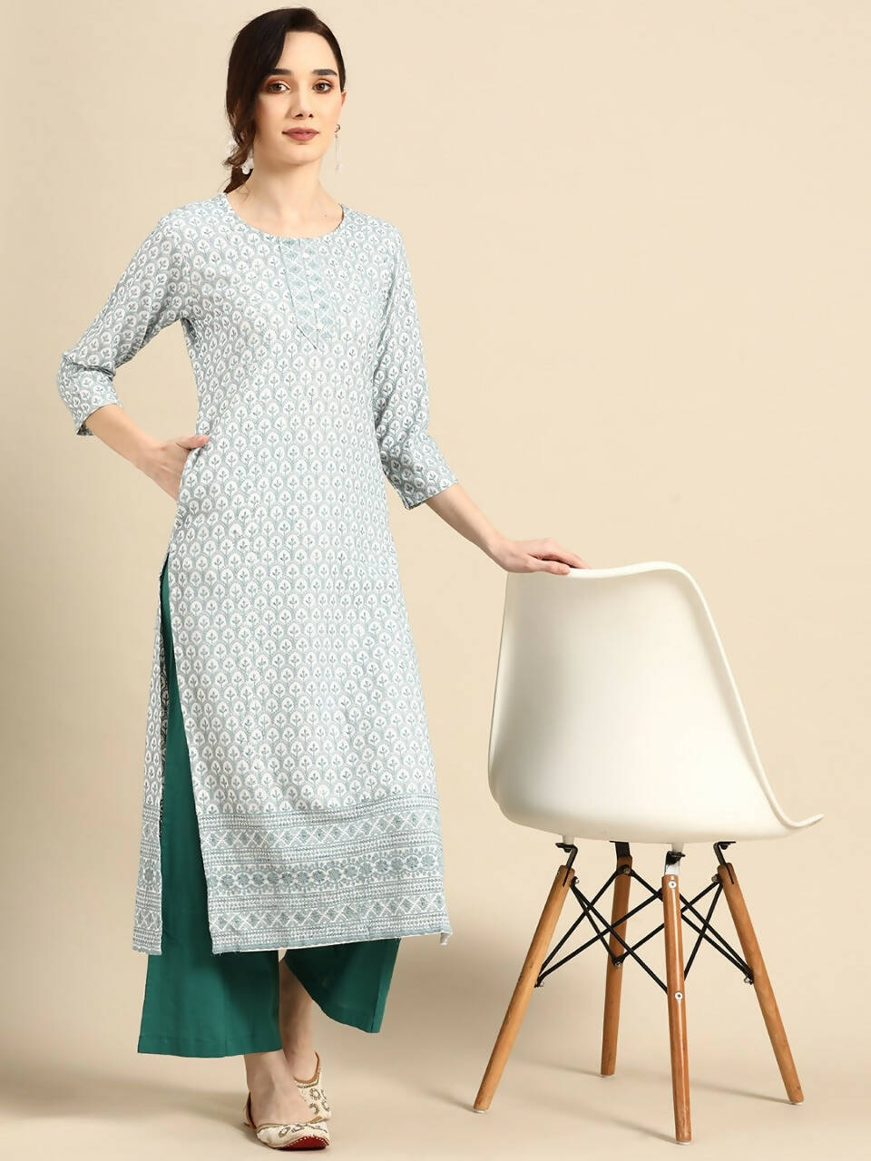 Deeps women's Blue Embroidered Rayon Kurta