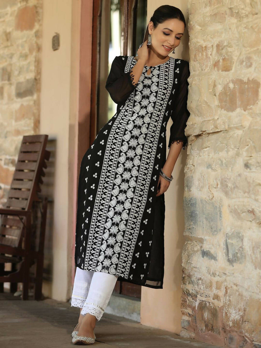 Juniper Women's Black Georgette Printed Kurta