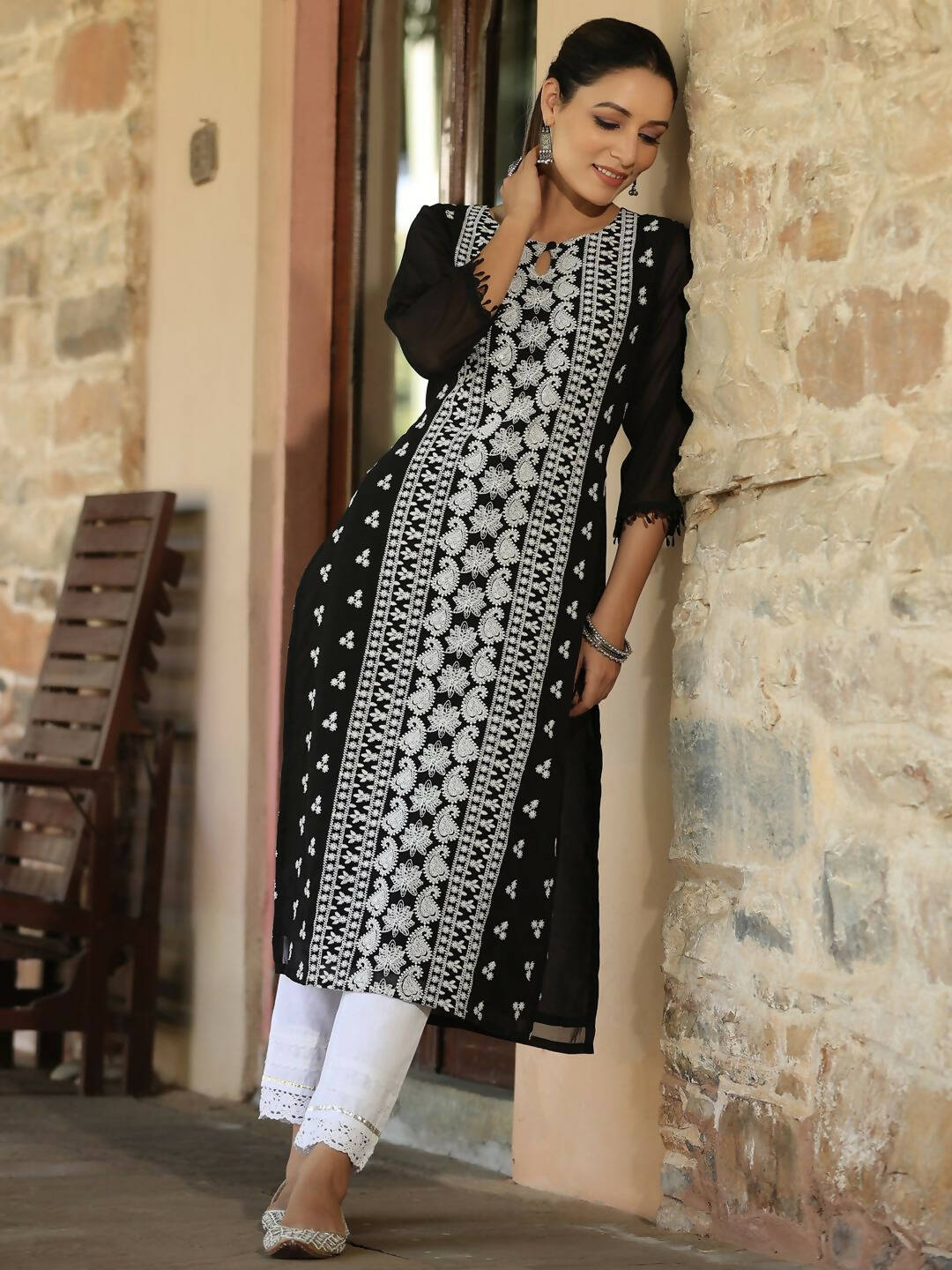 Juniper Women's Black Georgette Printed Kurta