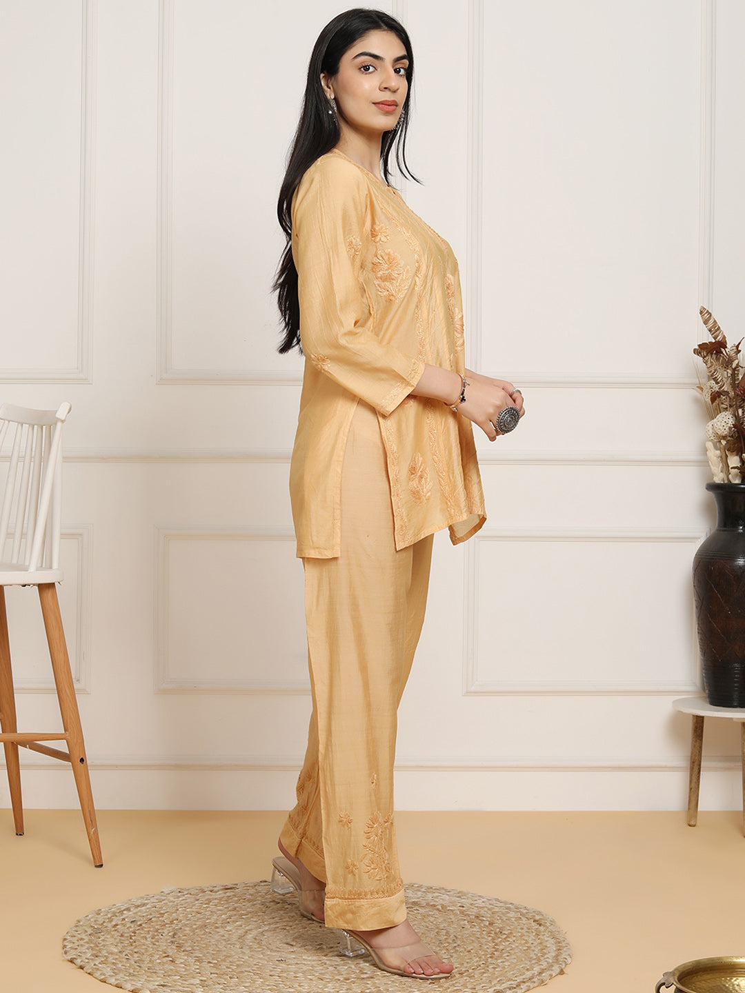 HOUSE OF KARI Floral Embroidered Chikankari Chanderi Silk Straight Kurti with Trousers