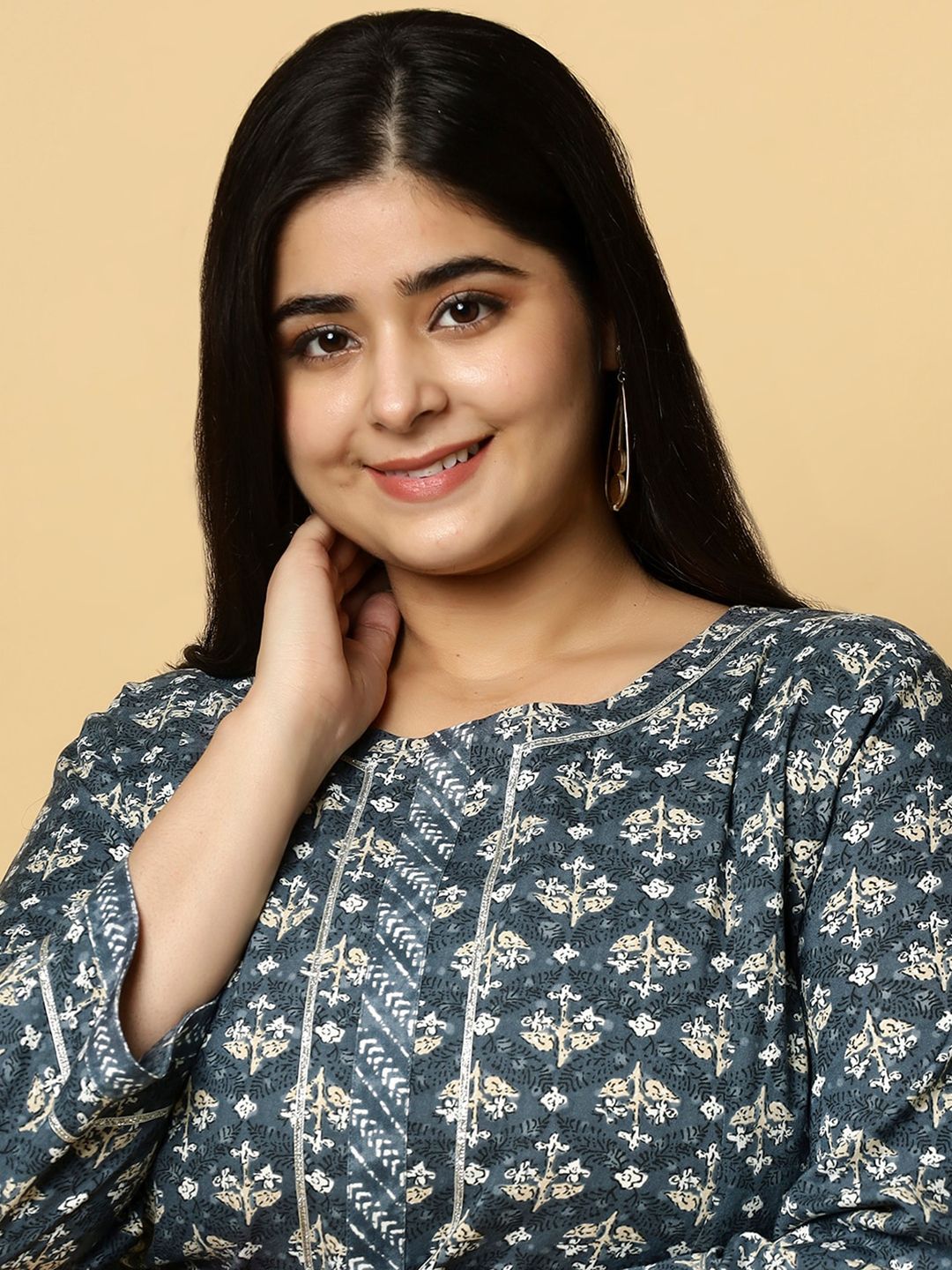 Sztori Plus Size Floral Printed Pure Cotton Straight Kurta With Trouser