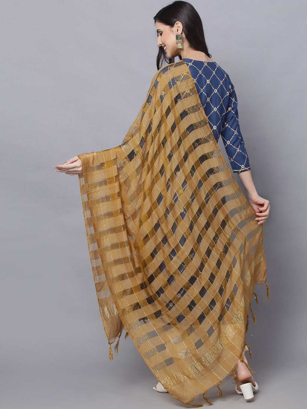 HERE&NOW Women Printed Kurta with Trousers & With Dupatta