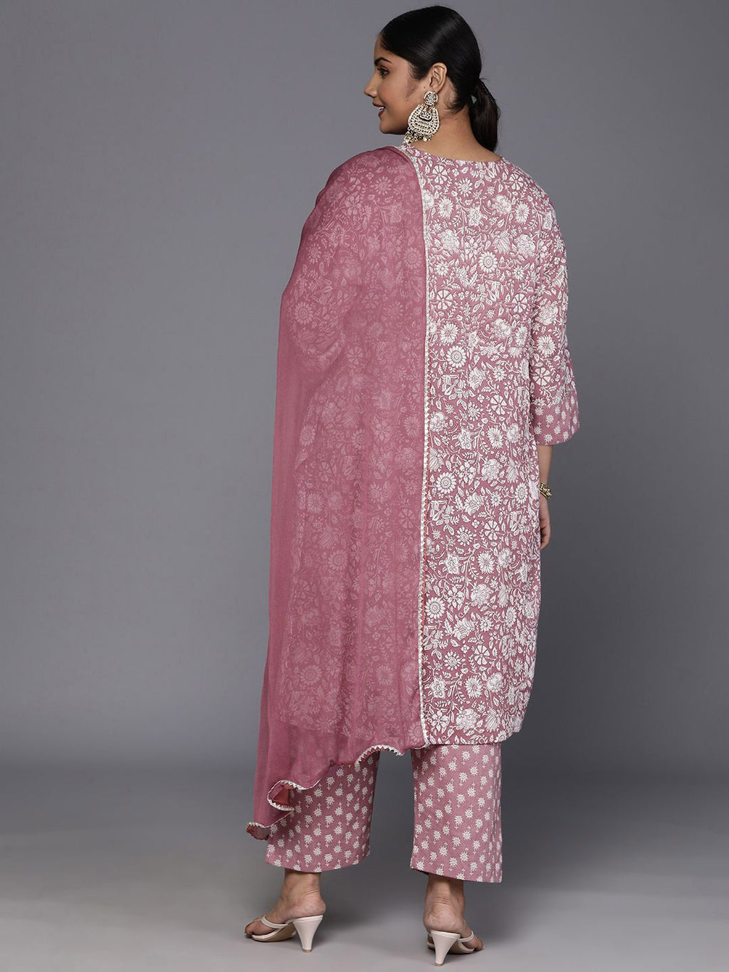 Sztori Plus Size Floral Printed Sequinned Pure Cotton A Line Kurta & Trousers With Dupatta