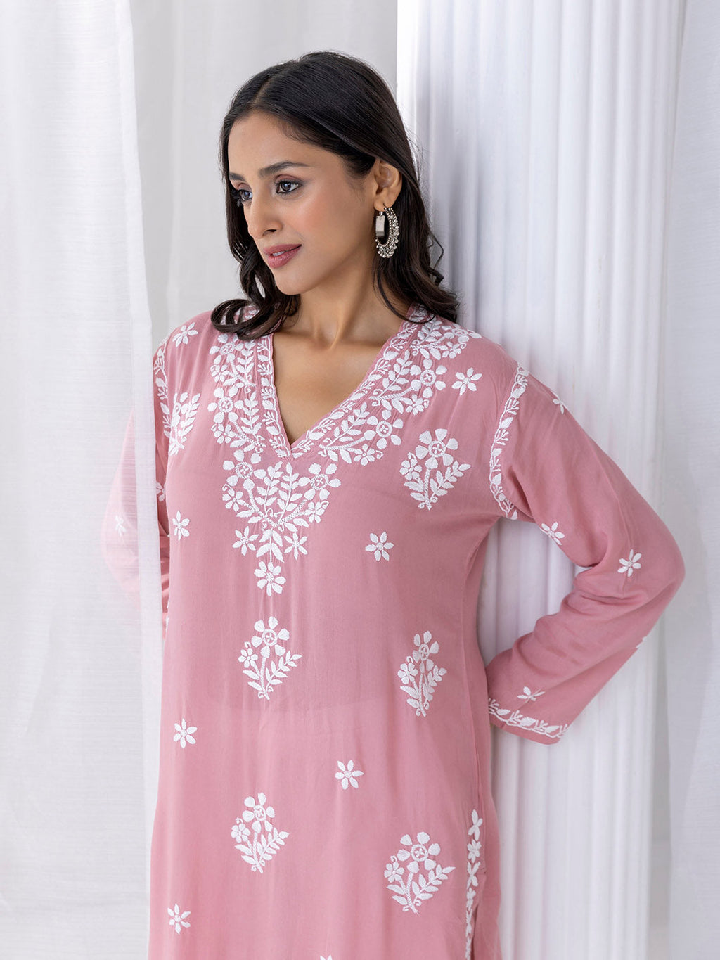 HOUSE OF KARI Floral Embroidered Fizaa Chikankari Pure Cotton Straight Kurta