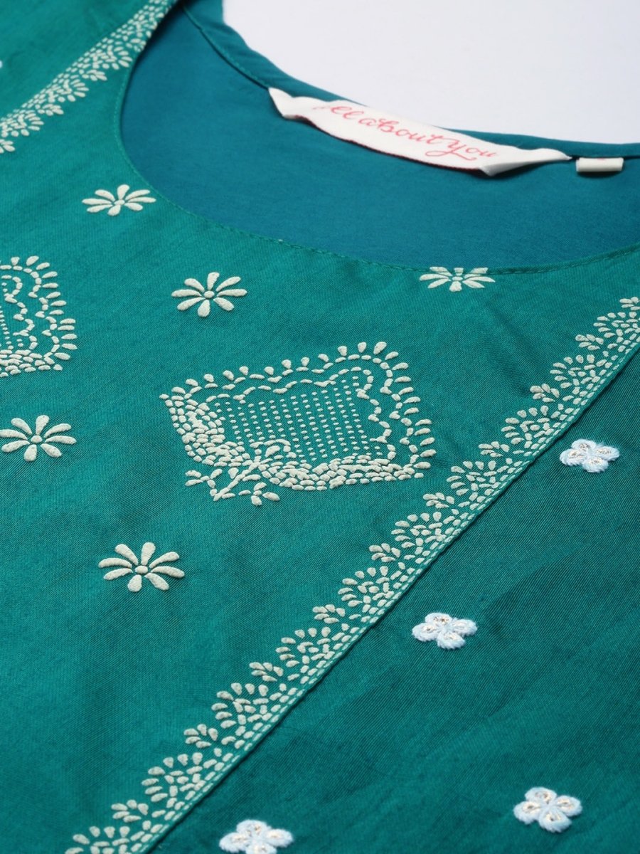 All About You Ethnic Motifs Embroidered Panelled Thread Work Chanderi Silk Kurta Set