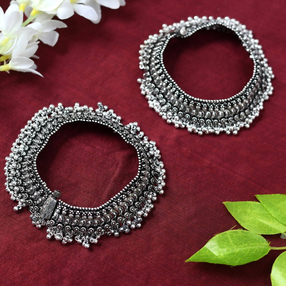 Mominos Fashion Kamal Johar Oxidised Silver Heavy Design Anklets