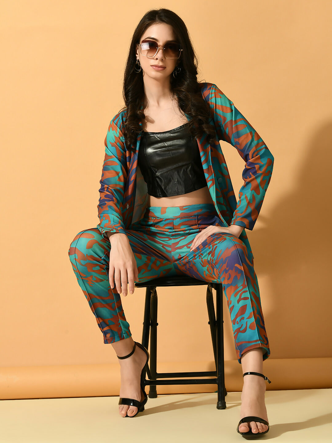 Myshka Women's Multi Printed Coat With Trousers