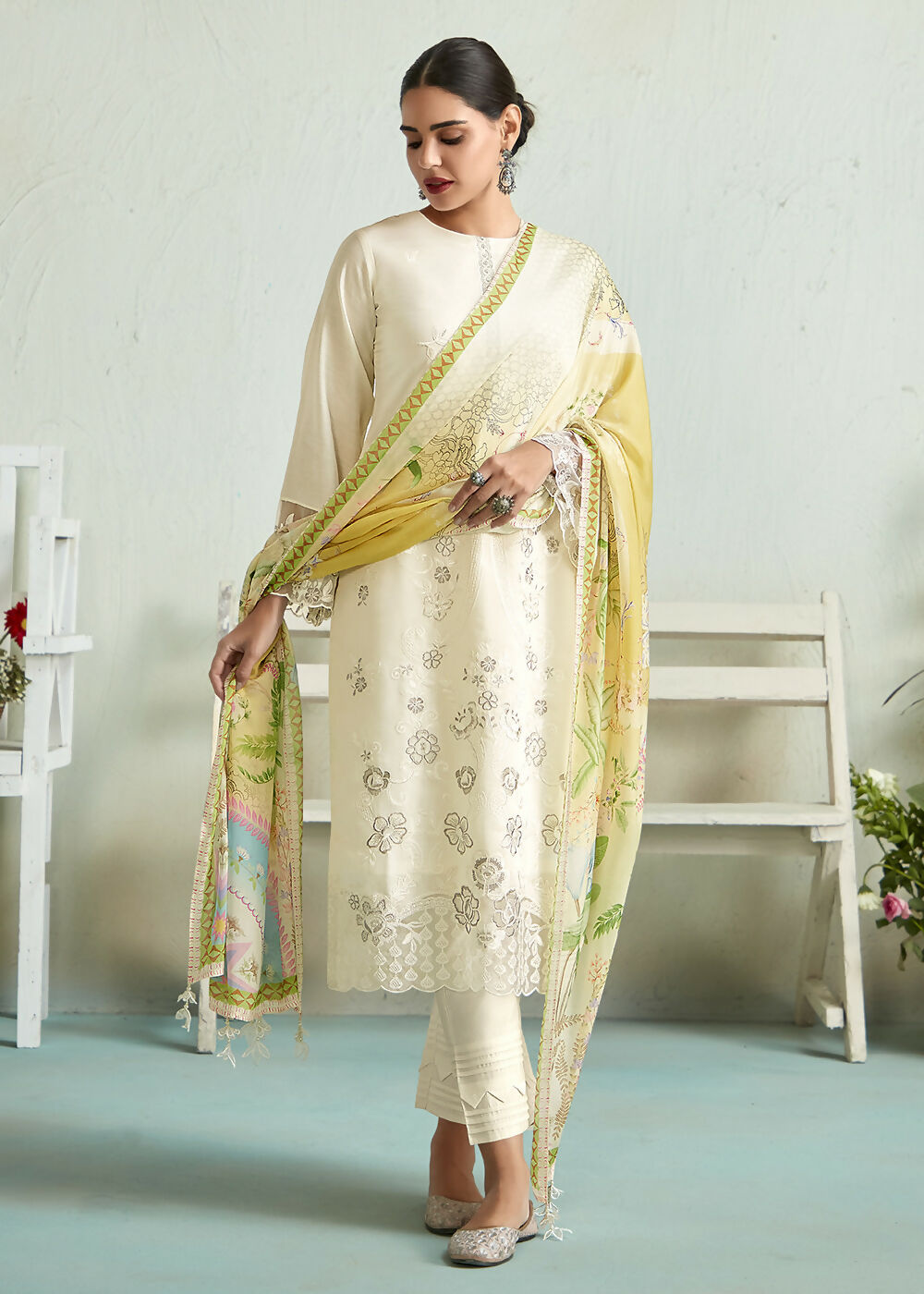 Off White Pure Muslin Resham Embroidered Salwar Suit - Emponline