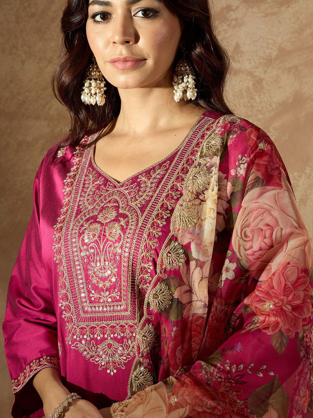 Indo Era Women Floral Embroidered Regular Kurta with Trousers & With Dupatta