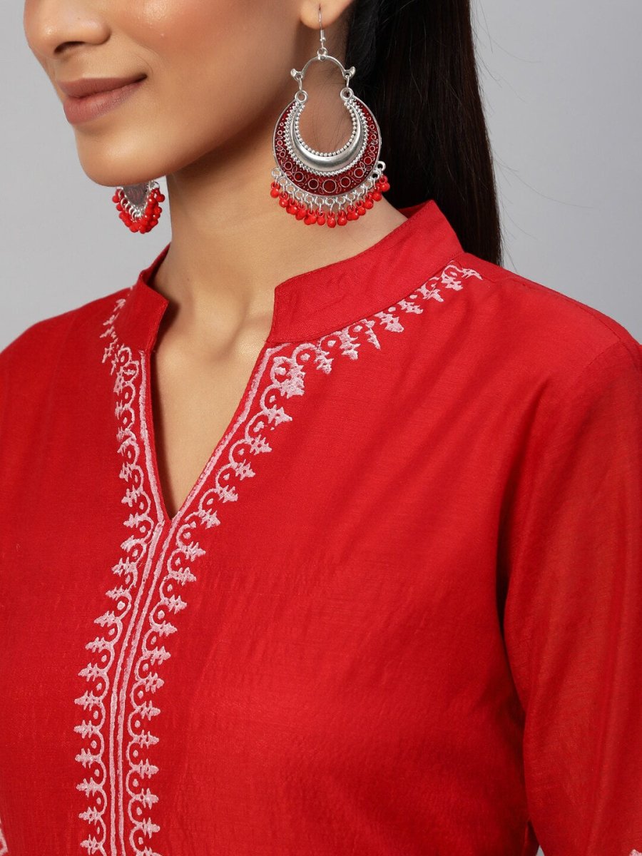 Aks Ethnic Embroidered Mandarin Collar Chanderi Silk Anarkali Kurta